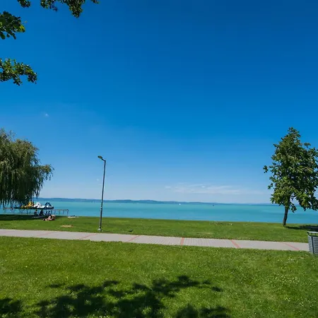 Myflat Wave Lilien Apartament Siófok